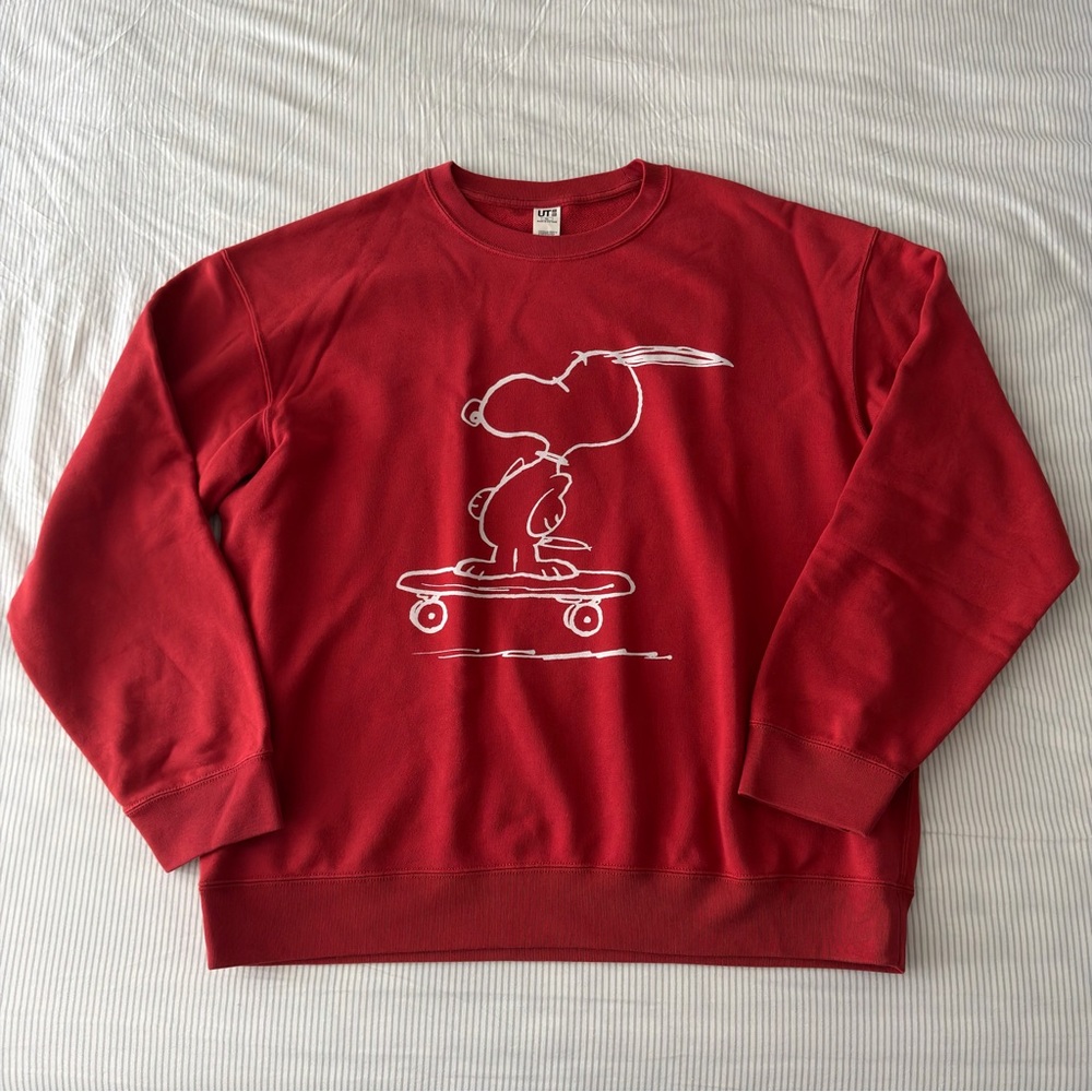 UNIQLO Peanuts Snoopy Sweater